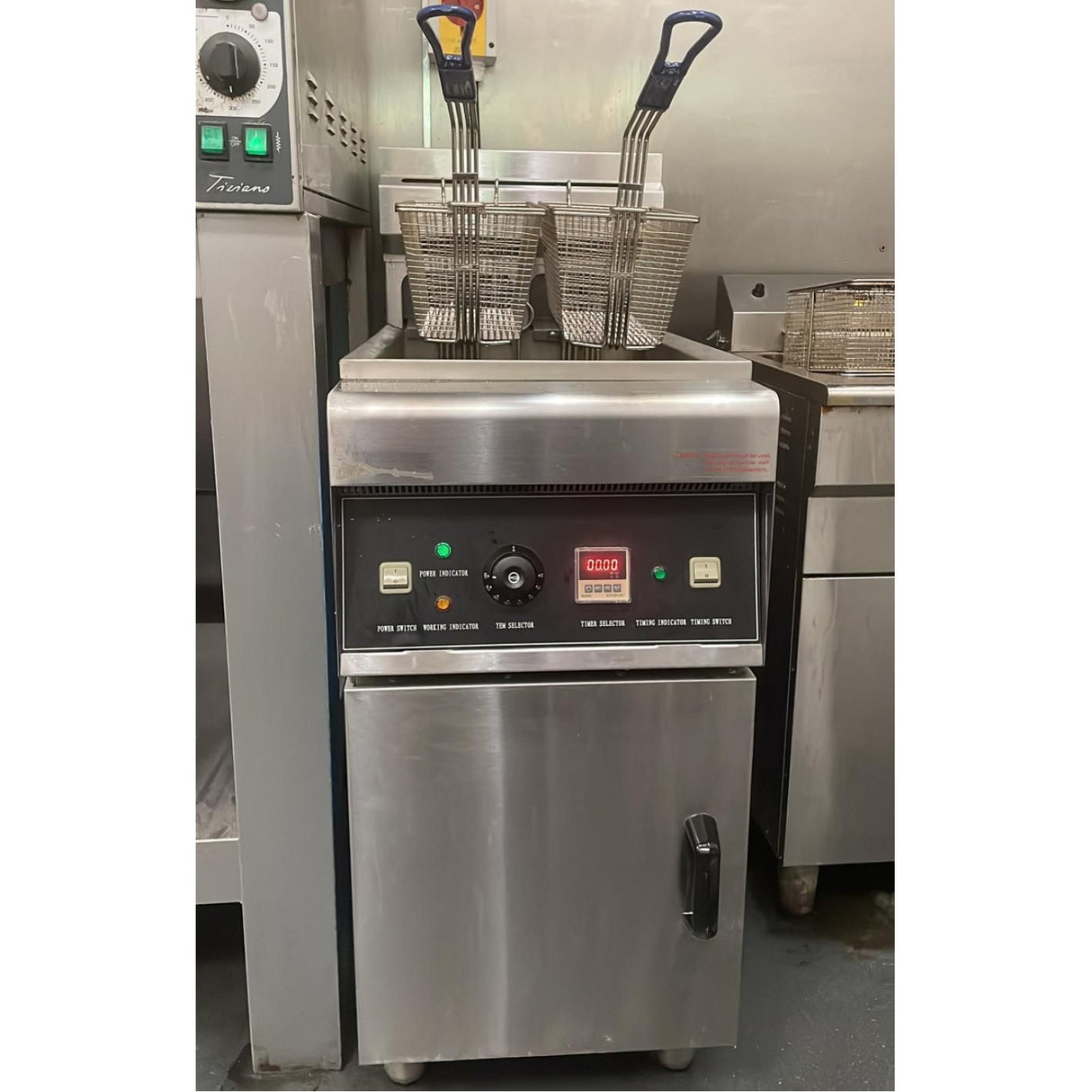 Twin Basket Professional Free Standing Electric Fryer Single Tank 18k W 28 Litres |  Df28 L