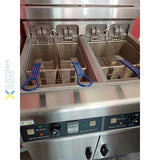 Professional Free Standing Electric Fryer Twin Tank 28L + 28L |  DF28L2