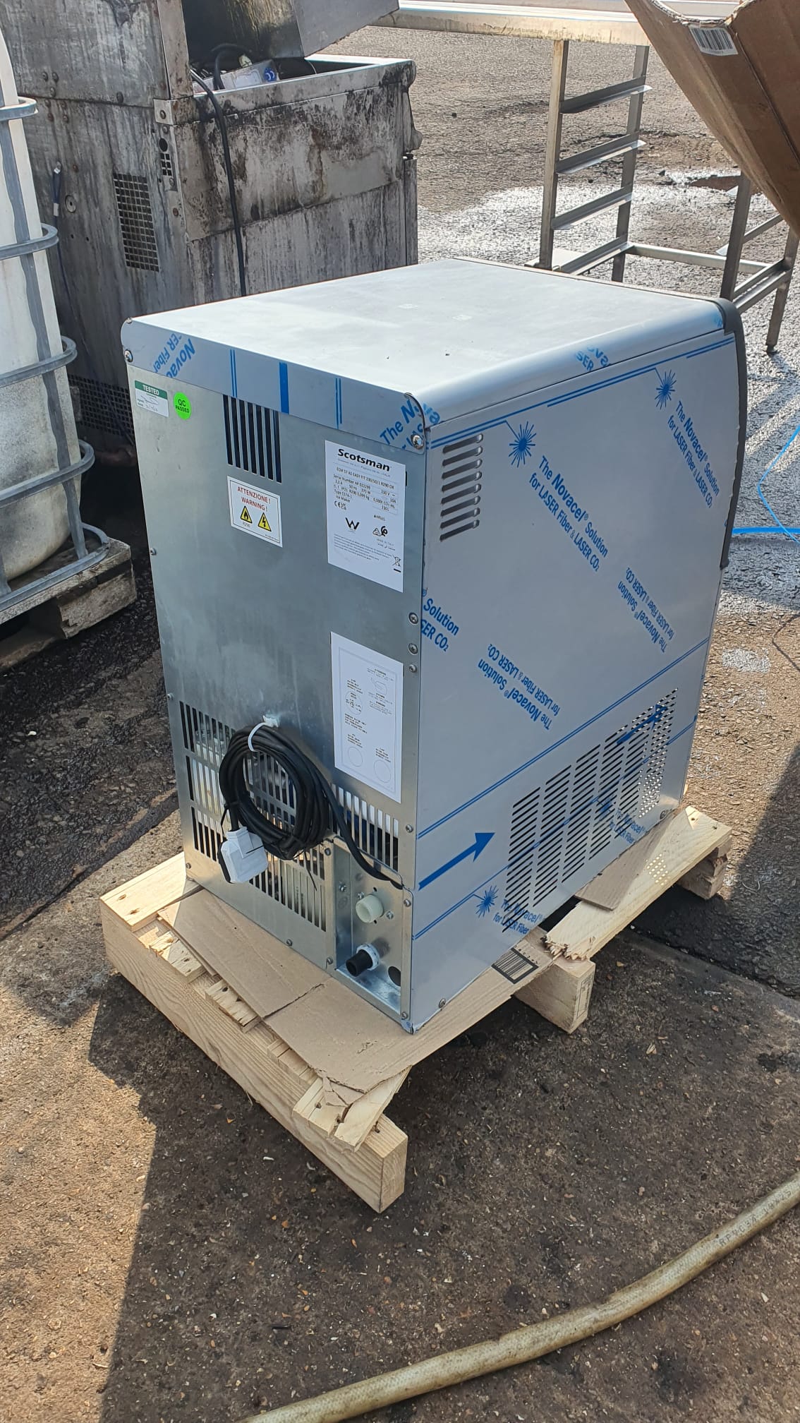 Scotsman EC 57 Self Contained Ice Machine w/ integral drain pump & XSAFE 33kg Output - B Grade