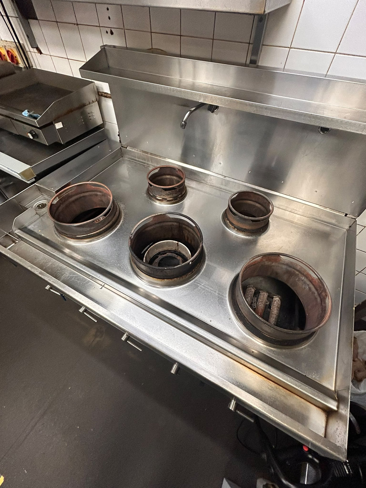5 Burner Chinese wok USED