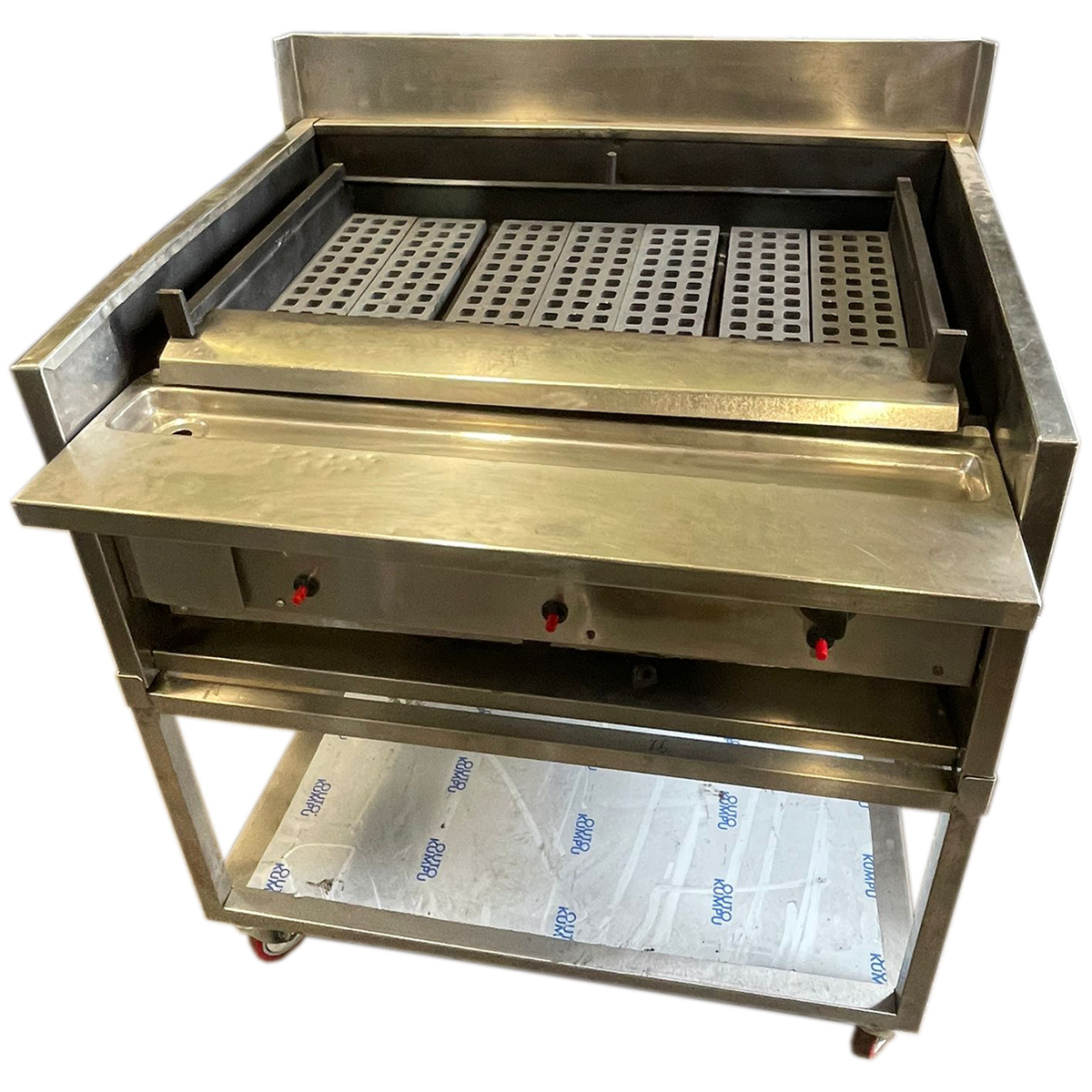 Archway 3 Burner Short Gas Chargrill with Brand New Table - Refurbished