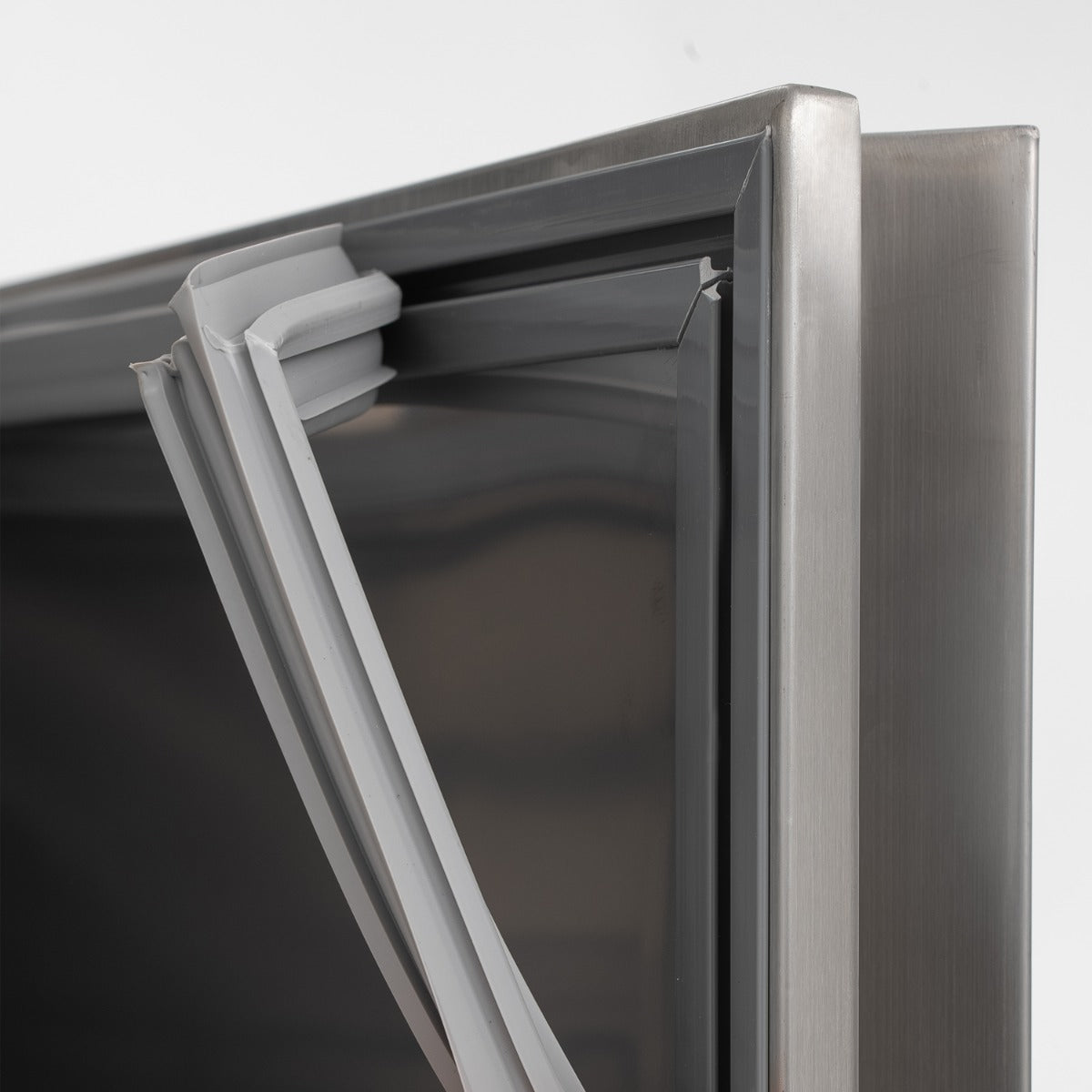 GRADED-00838-BF2SS DOUBLE DOOR VENTILATED GN2/1 SS FREEZER 1300L
