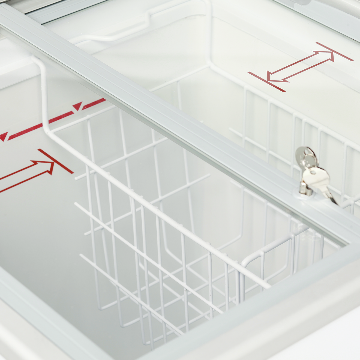 Tefcold Ice Cream Freezer 91L, -24 to -14°C – IC102SC