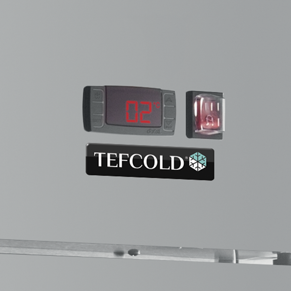 Solid Door Refrigerator - CAR900