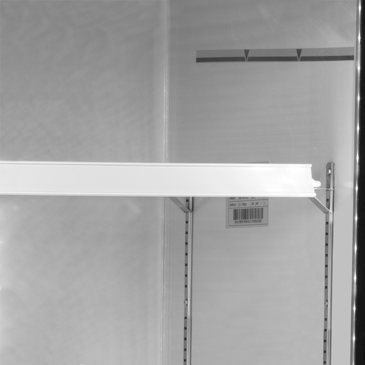 Tefcold Glass Door Merchandiser 1079L, 2-Door Glass, +2 to +8°C – NC5000G – image 3