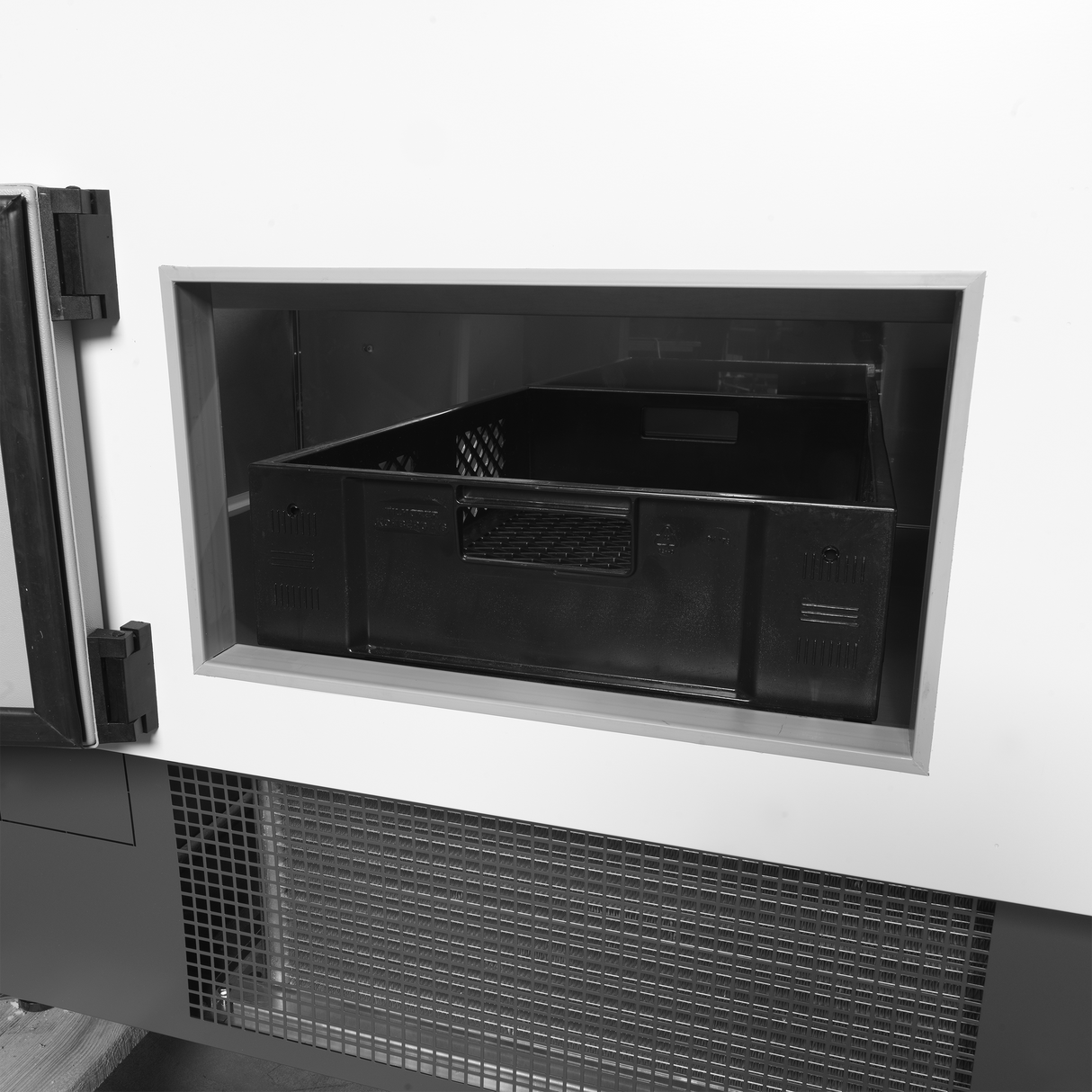 - - Serve Over Counter - SOCB12582A