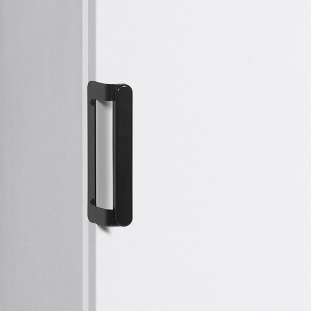 Solid Door Refrigerator - SD1220