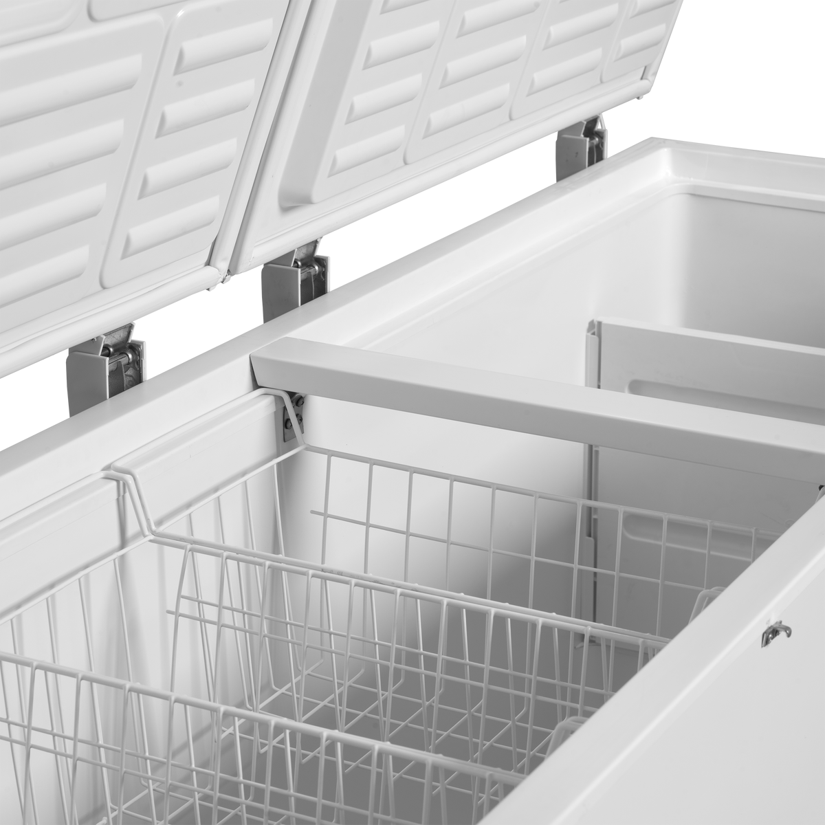 Solid Lid Chest Freezer - FR606S SL