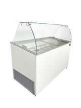 Combisteel Java Ice Cream Display Freezer - 8 x 5 Litre Capacity for Superior Ice Cream Showcasing - Model 7472.0130