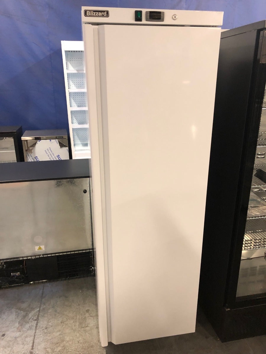 Graded 02205 Upright 320 L Single Hinged Door Refrigerator