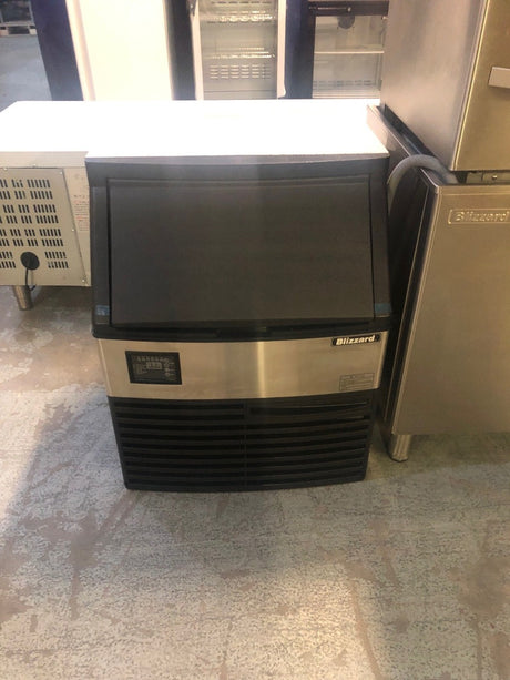 Graded 02209 90kg Integral Ice Maker