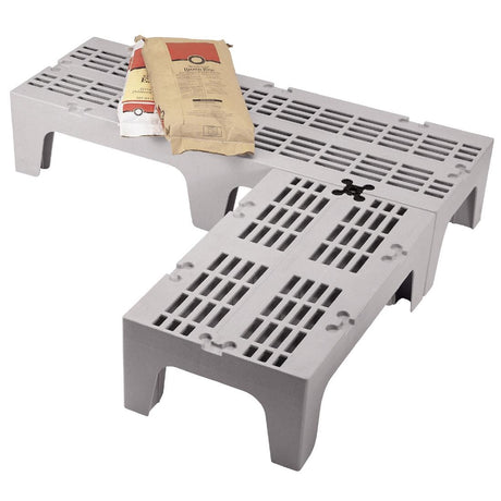 Cambro Dunnage Rack 300 x 533 x 915mm