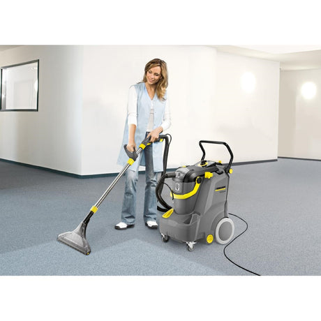Karcher Spray Extraction Cleaner Puzzi 30/4