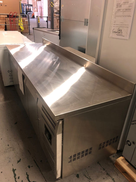 Graded 00936 Hbc4 4 Door Gn1/1 Counter With Upstand 553 L