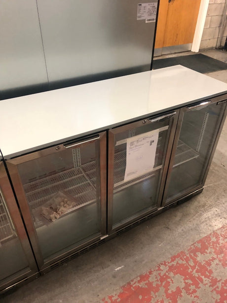 Graded 01079 Bar3 Ss Triple Hinged Glass Door Bottle Cooler