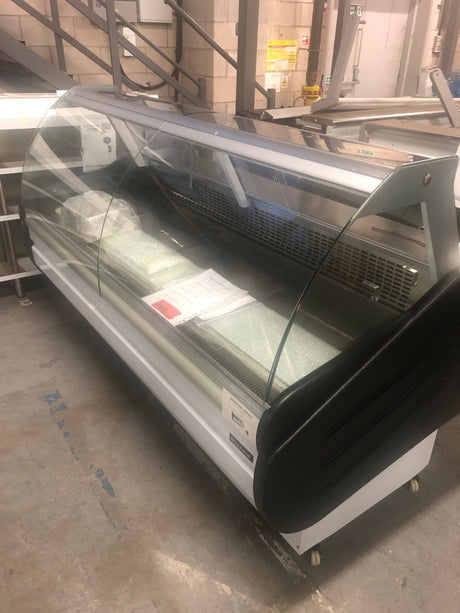 Graded 01088 Bcg200 Wh 2m Curved Glass Serve Over Counter