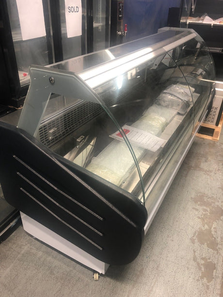 Graded 01089 Bcg200 Wh 2m Curved Glass Serve Over Counter