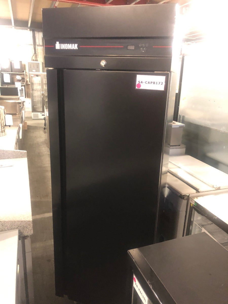 Graded 01104 Capb172 Single Door Heavy Duty 2/1 Refrigerator 654 L