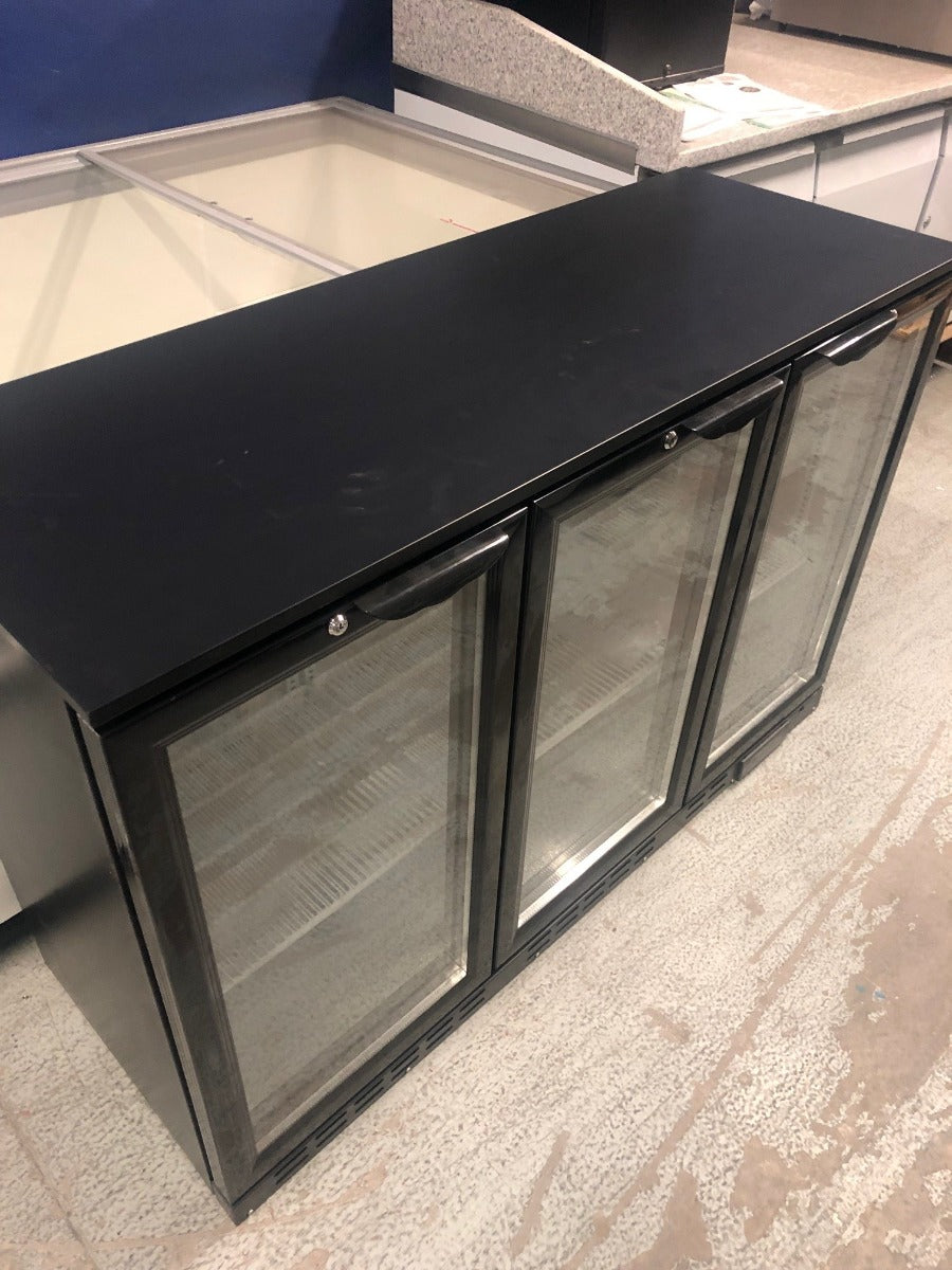 Graded 02156 Triple Hinged Glass Door Bottle Cooler