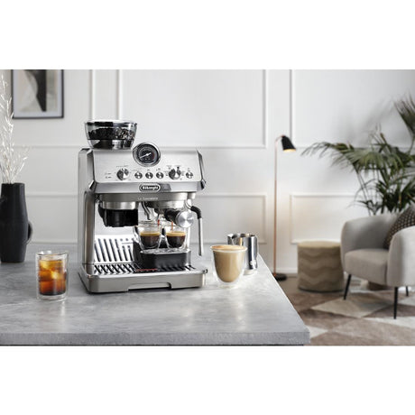 De'Longhi La Specialista Arte Evo Bean to Cup Coffee Machine EC9255.M
