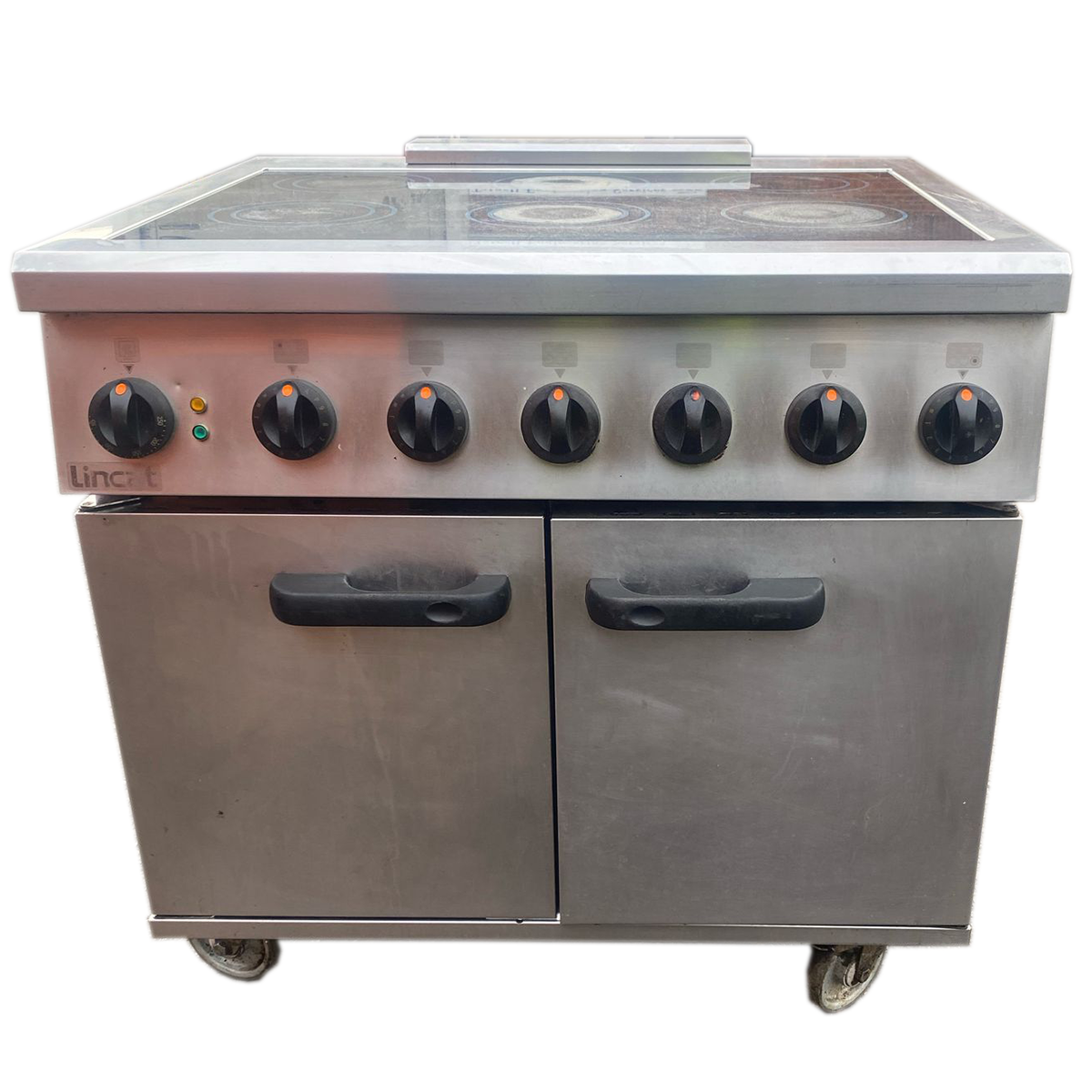 Refurbished Lincat Phoenix Induction Range  – Three Phase | Powerful Commercial Cooker