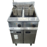 Lincat Opus 2 x 17 Ltr Electric Freestanding Twin Tank Fryer - Refurbished