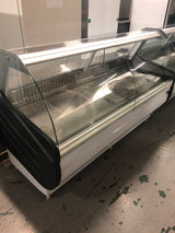 Graded 02146 2m Curved Glass Serve Over Counter