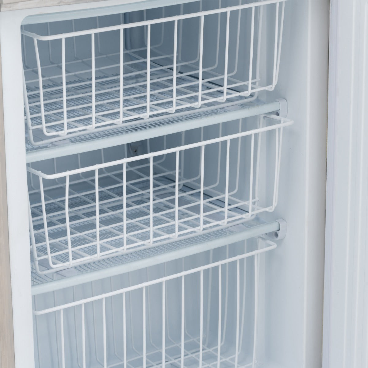 Single Hinged Door Under Counter Freezer