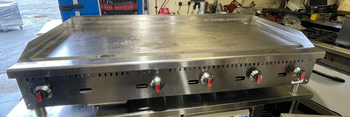 Gas Griddle 5 Burner Natural Gas Griddle Counter Top Steel Hot Plate 150cm