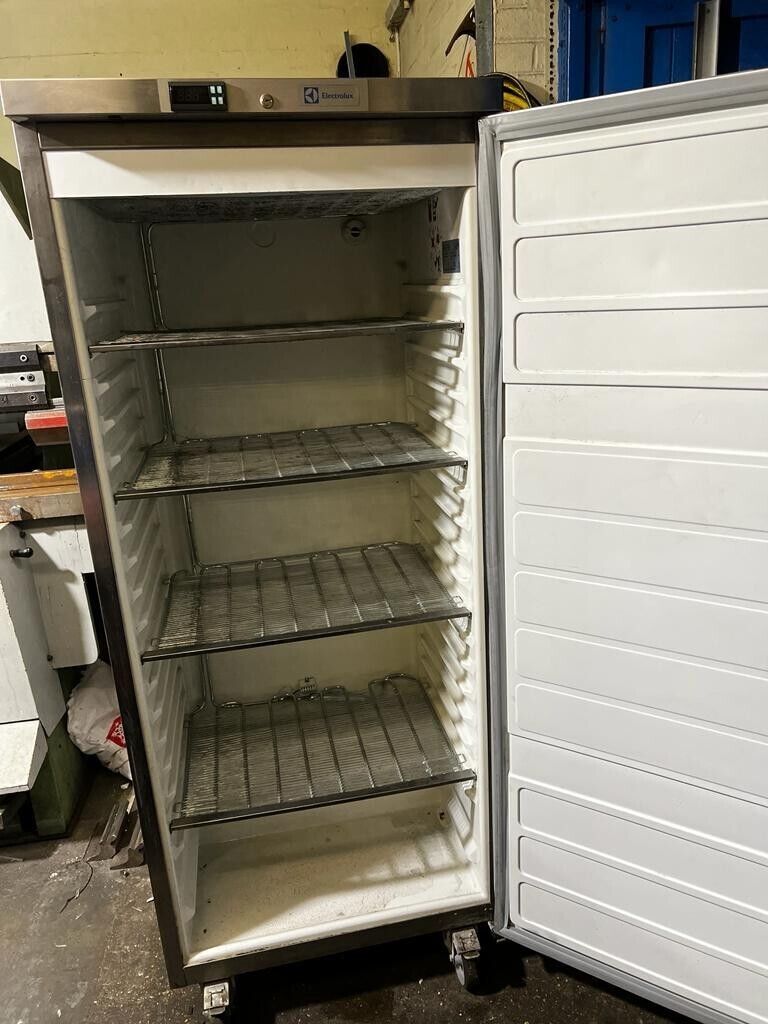 Electrolux Freezer Single Door Upright Commercial Fully Refurbished 175x62x59cm