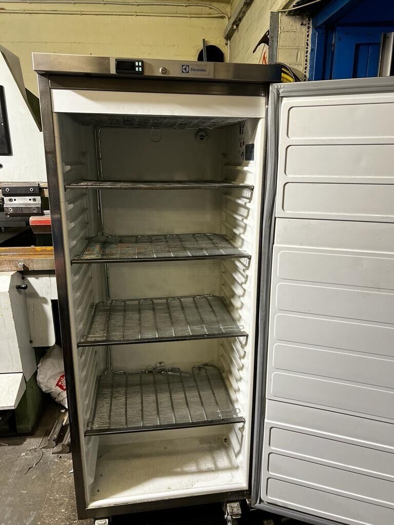 Electrolux Freezer Single Door Upright Commercial Fully Refurbished 175x62x59cm